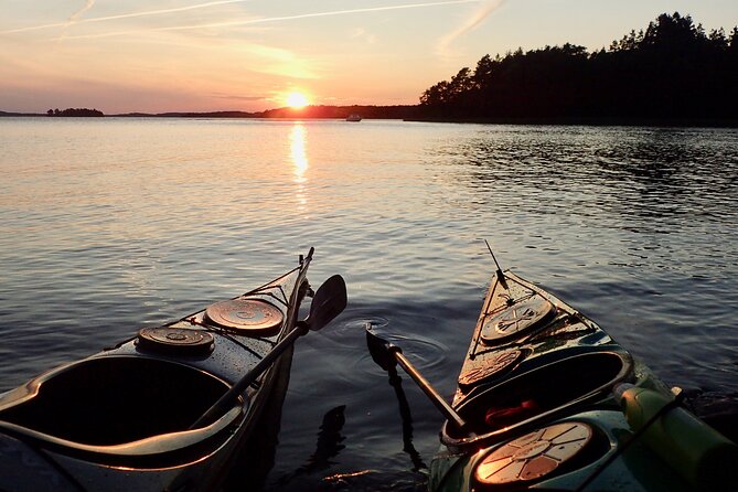 Sunset kayak tour with fika on Stockholms lakeside - The 5 hour flow: paddle first, fika after