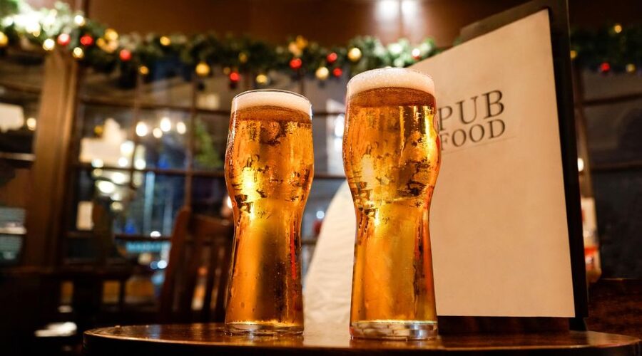 Swedish Beer Tasting Tour in Stockholm Old Town Pubs - Tips for the right vibe (and a good Skål)