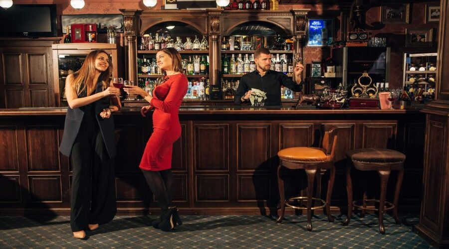 Swedish Beer Tasting Tour in Stockholm Old Town Pubs - Gamla Stan at a beer-guide pace