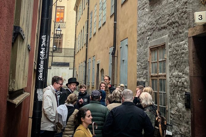 The Original Stockholm Ghost Walk and Historical Tour - Gamla Stan - What You Actually Hear: Murders, Mysteries, Plagues, and Legends