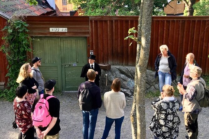 The Original Stockholm Ghost Walk and Historical Tour - Södermalm - Weather, shoes, and the operator safety warning