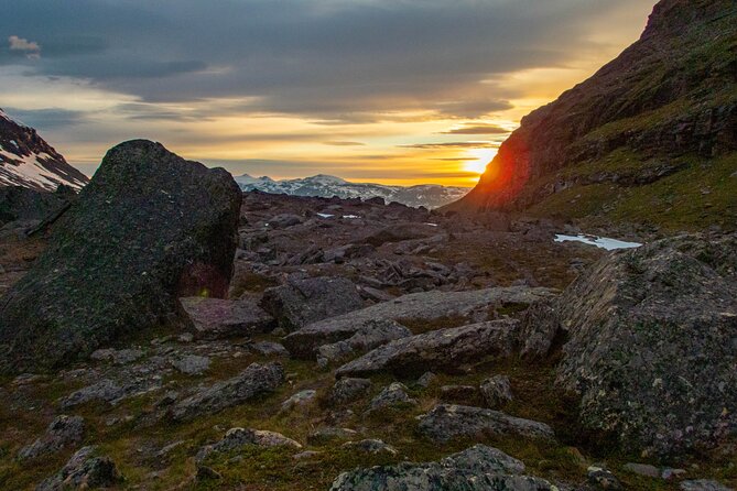 Trollsjön Guided Day Tour - Price and value for a guided clear-water lake day
