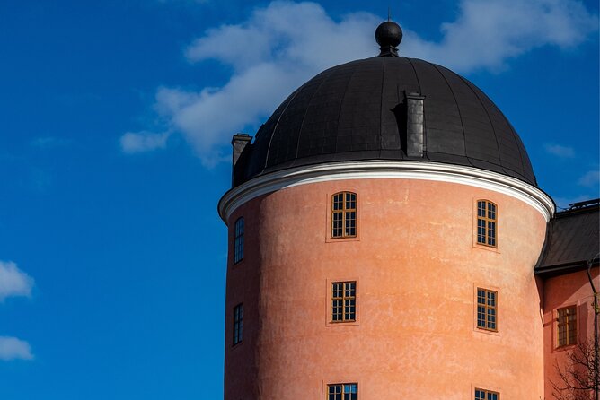 Uppsala Scavenger Hunt and Sights Self Guided Tour - The in-between streets and squares: how the route stays fun between big hits