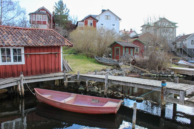 Vaxholm Day Trip From Stockholm: Cruise, Fortress, Swedish Fika - Guides make the day: Frankie and Loredana and what that signals about your experience