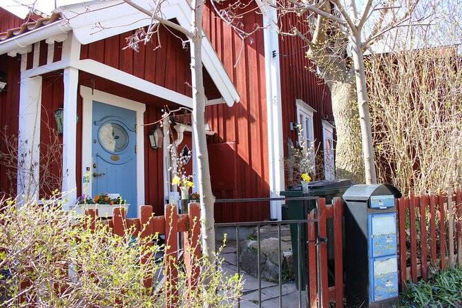 Vaxholm Day Trip From Stockholm: Cruise, Fortress, Swedish Fika - The boat plan: ferry cruise to Vaxholm plus the taxi boat to the fortress