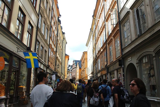 Walking Tour of Stockholm Old Town - Royal Palace and Stortorget: royal settings and the square’s dramatic moments