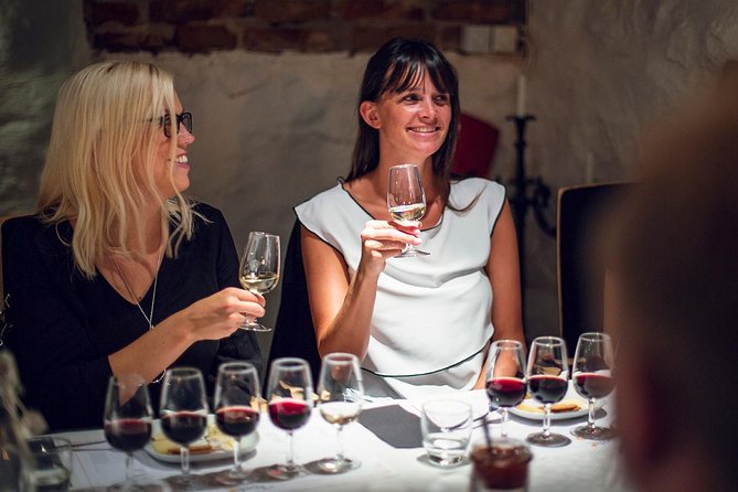 Wine tasting in Old Town Stockholm - Quick key points before you go
