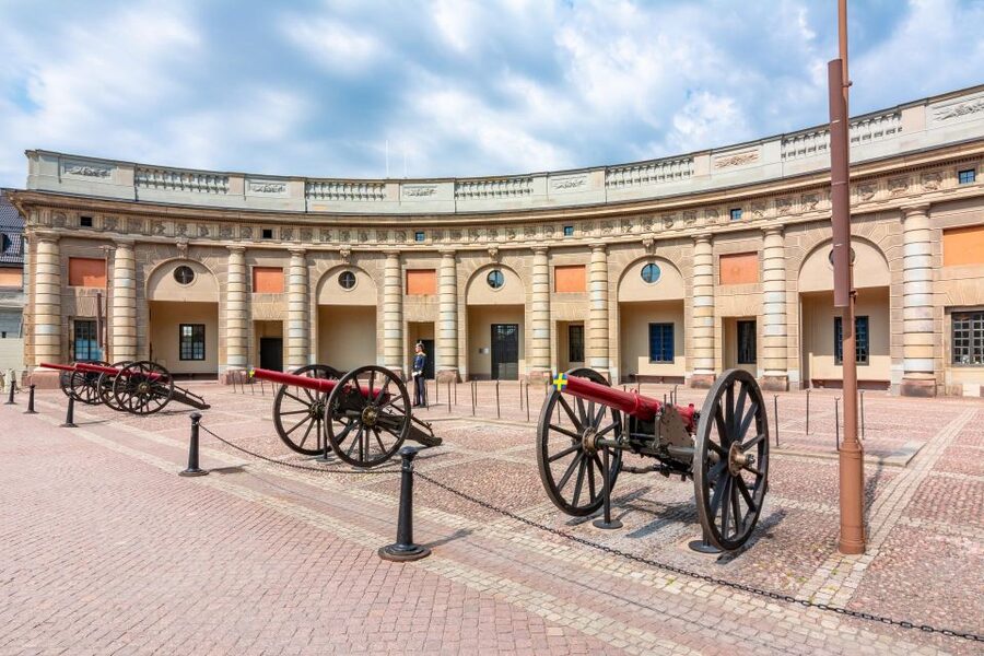 World War II Stockholm Old Town Walking Tour and Army Museum - Should you book this tour?
